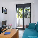 Scandia Potos